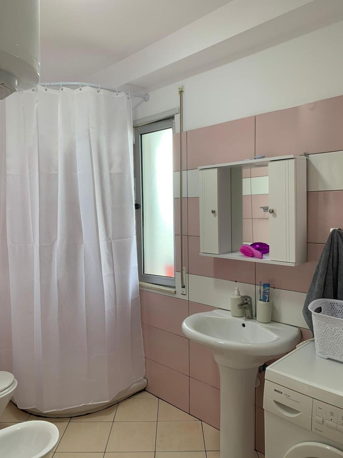 Ridi'S Comfort Apartment 2 Shkoder Ngoại thất bức ảnh